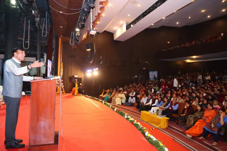 In the 'Viksit Bharat Ambassador - Yuva Connect' programme, Dr. Mansukh Mandaviya attended