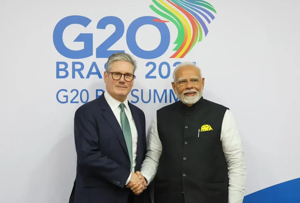 PM Modi met the Prime Minister of Britain Keir Starmer