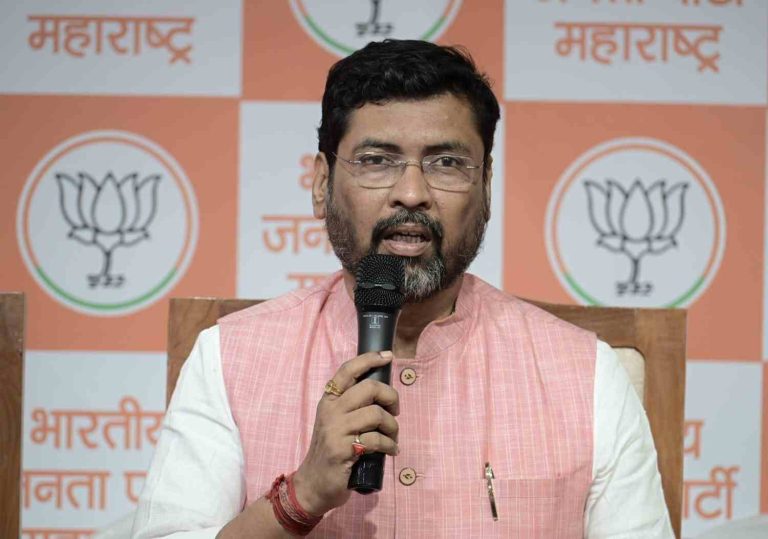 Take action against MVA leaders who insult women. BJP Keshav Upadhyay's demand From ECI