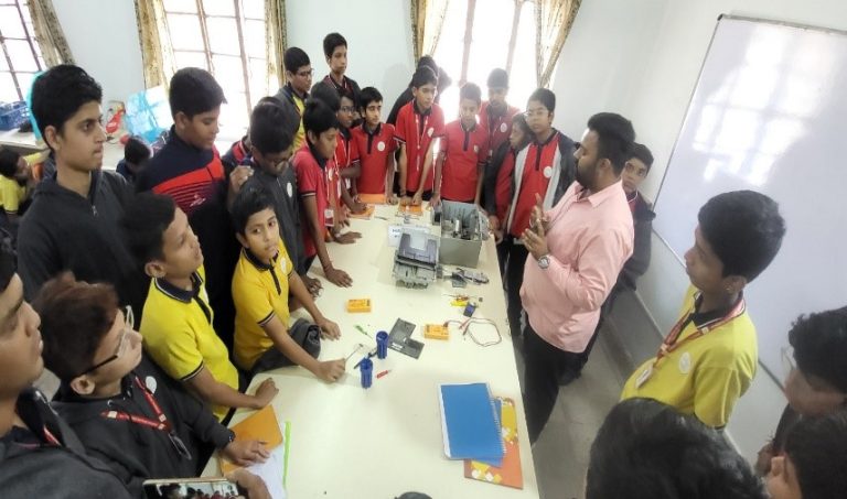 Vocational skill teaching by NIELIT to Class VIII students of PM Shri Kendriya Vidyalaya No. 1 Shahibaug,