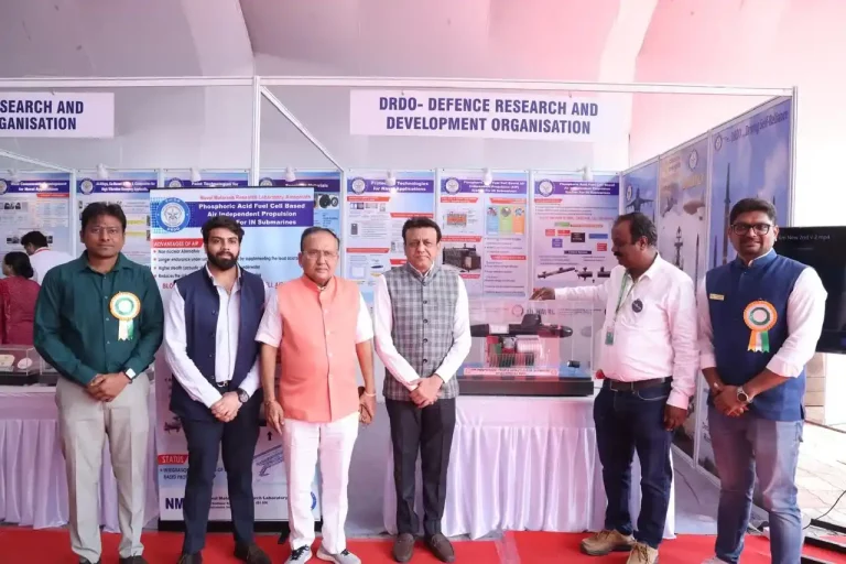 MP Mukeshbhai Dalal and Mayor Daksheshbhai Mavani visiting the 'Gujarat Global Expo' organized at Narmad University