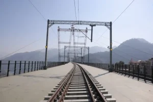 Chenab River You can travel on the world's highest railway bridge