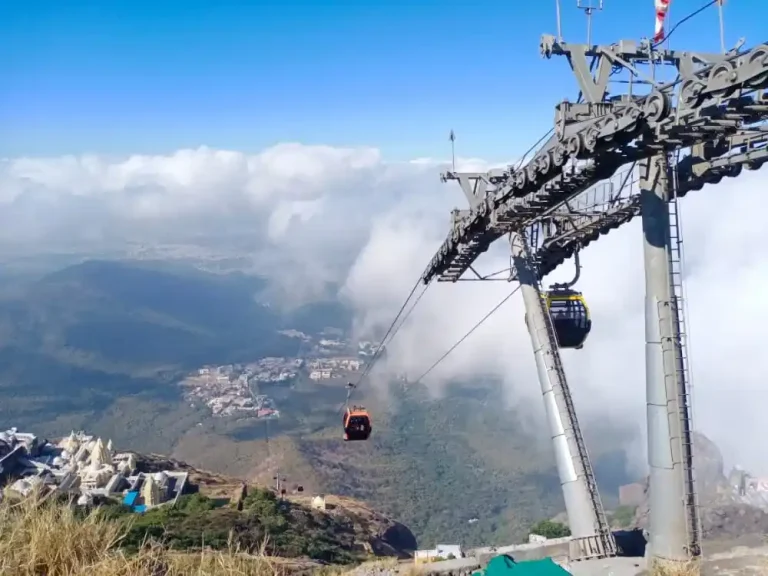 Ropeway Service Government’s special facility to reach pilgrimage sites on mountains in Gujarat Ropeway Service Government's special facility to reach pilgrimage sites on mountains in GujaratRopeway Service Government's special facility to reach pilgrimage sites on mountains in Gujarat