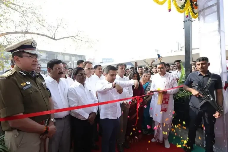 Surat Passengers will get comfortable facilities, new BRTS-City Bus Terminal has been established as an alternative to the City Bus Terminal Surat Passengers will get comfortable facilities, new BRTS-City Bus Terminal has been established as an alternative to the City Bus Terminal