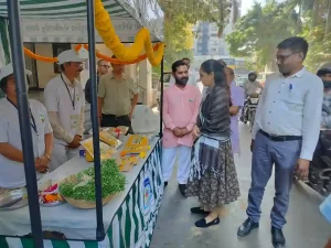 Natural Farming 25 portables tent were awarded to farmers for 10 centers to boost natural farming in Surat