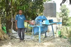 Tribal youth Pradipbhai Patel is earning an income of Rs. 30 thousand per month through animal husbandry