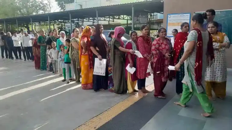 Ahmedabad News Ahmedabad Government School In Demand In Admission