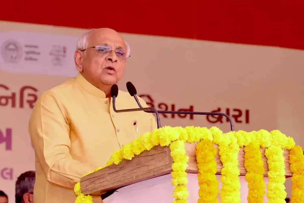 Gujarat CM Big Decision :Gujarat CM grants in-principle approval for works worth Rs 1202.75 crore for holistic development of cities
