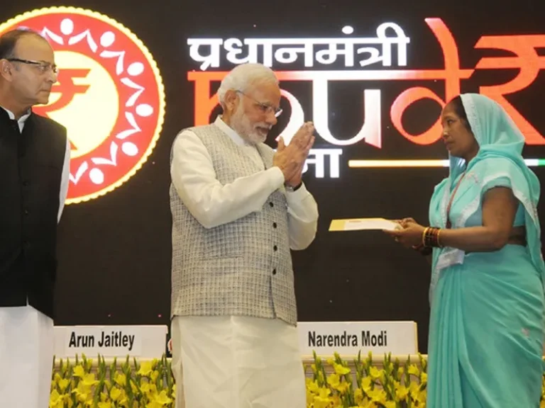Gujarat disburses ₹70,000 crore under PM Mudra Yojana in five years Gujarat disburses ₹70,000 crore under PM Mudra Yojana in five years