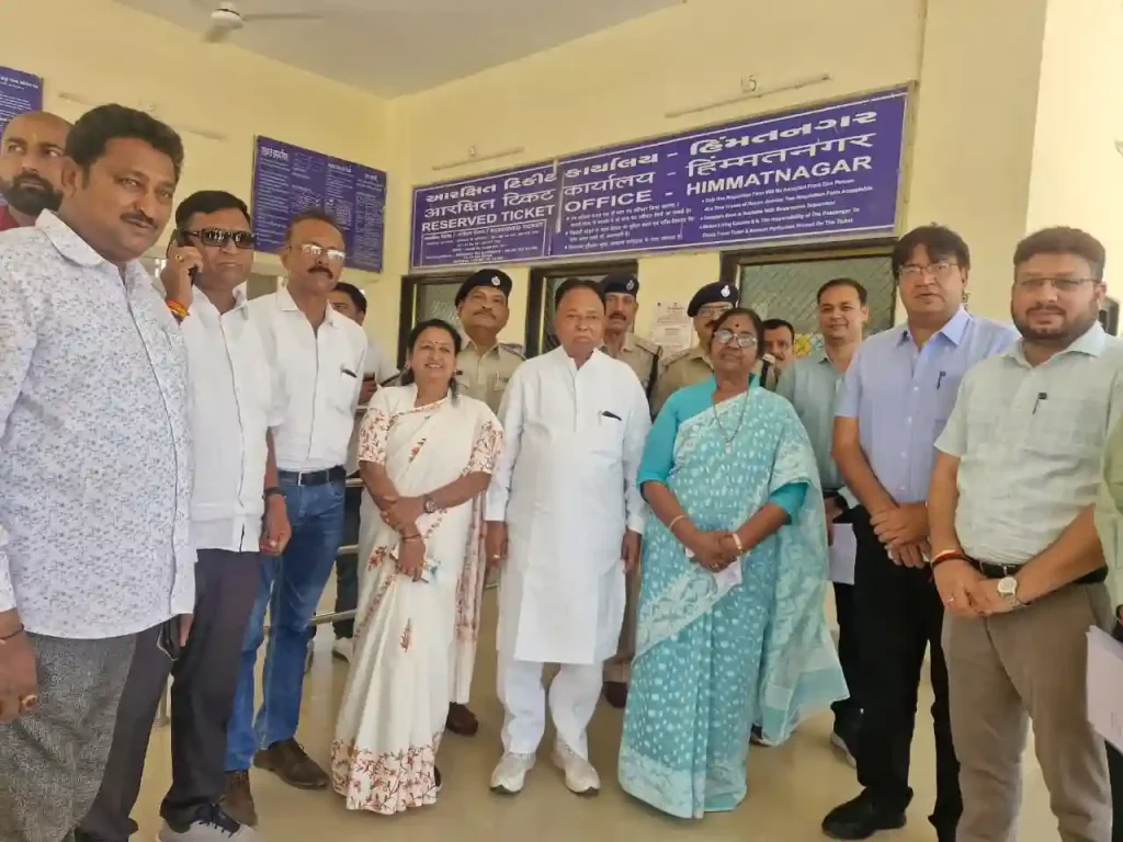 MEMU Train Asarwa-Chittorgarh DEMU Train Converts to MEMU Train