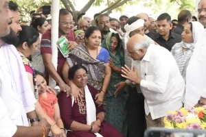 Pahalgam Terror attack Bodies of 3 tourists reach Gujarat; CM, MoS Home to attend last rites