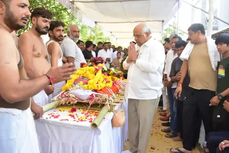 Pahalgam Terror attack Bodies of 3 tourists reach Gujarat; CM, MoS Home to attend last rites (6) Pahalgam Terror attack Bodies of 3 tourists reach Gujarat; CM, MoS Home to attend last rites