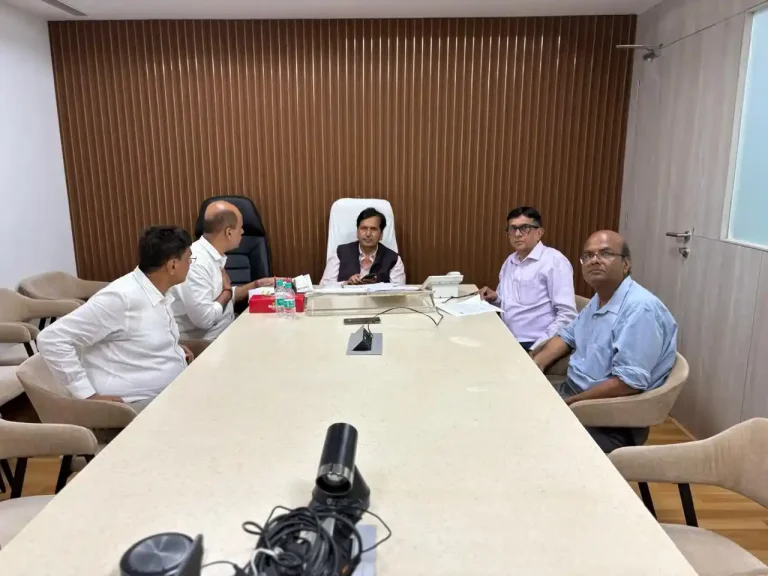 Vile Parle Jain Temple BMC Allows Temporary Shed At Demolished Vile Parle Jain Temple After Month-Long Wait, Community Vile Parle Jain Temple BMC Allows Temporary Shed At Demolished Vile Parle Jain Temple After Month-Long Wait, Community