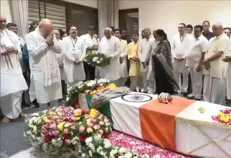 Vijay Rupani Funeral :Rajkot bids teary farewell to former Gujarat Chief Minister Vijay Rupani
