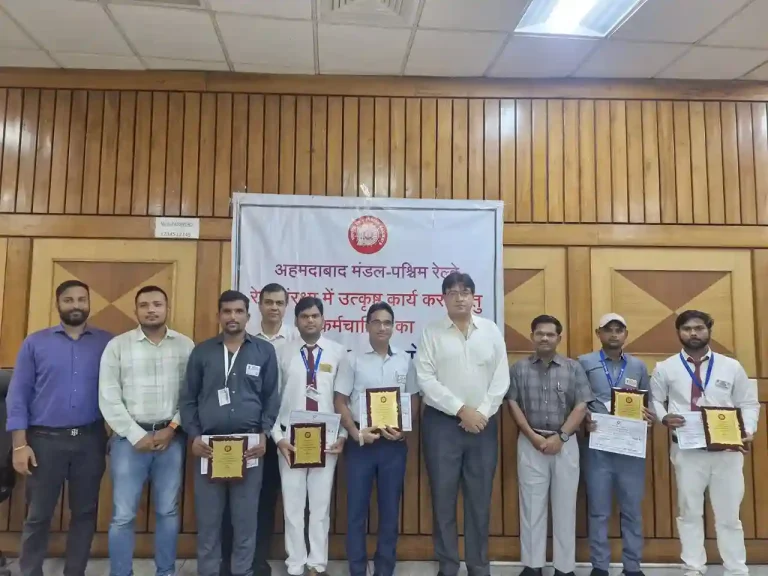 Western railway 5 railway employees honored for outstanding work in railway safety