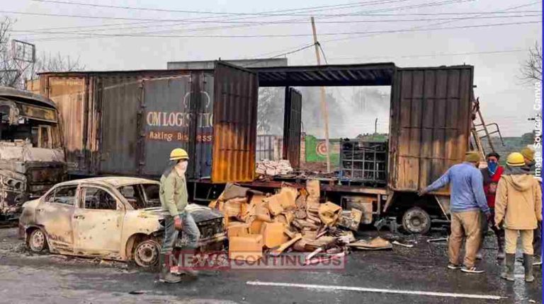 pur Bus Fire જયપુરમાં મજૂરો ભરેલી બસ બની આગનો ગોળો