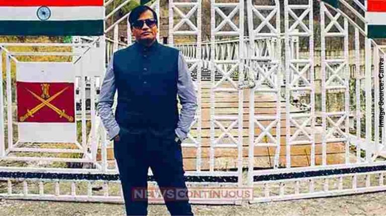 Fake PMO Secretary મહારાષ્ટ્રમાં મુખ્યમંત્રીના કાર્યક્રમમાં PMOનો નકલી સચિવ