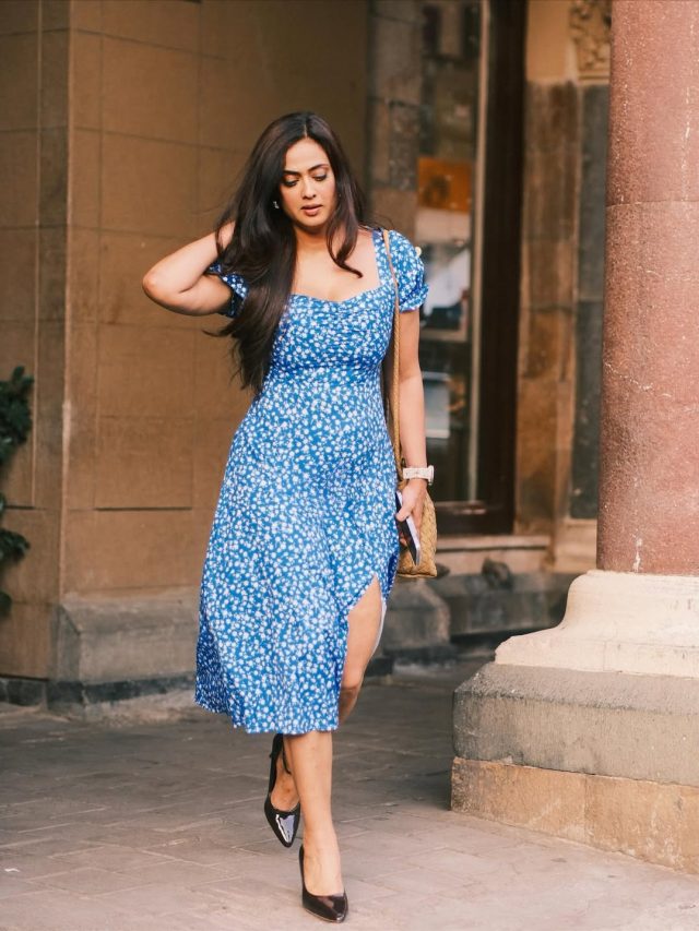 44 વર્ષની ઉંમરે પણ શ્વેતાનો ફિટ અને ફેશનભર્યો લુક યુવા અભિનેત્રીઓને આપી રહ્યો છે ટક્કર, જુઓ તસવીરો