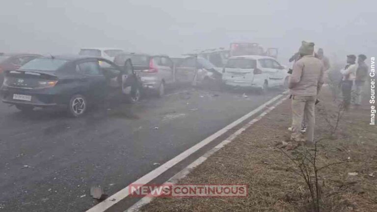 Fog ધૂમ્મસમાં ગતિ ભારે પડી NCR ના ૬-લેન એક્સપ્રેસ-વે પર ૬ ગાડીઓનો ગમખ્વાર અકસ્માત!