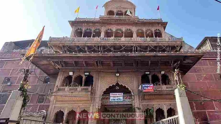 Vrindavan પગાર વિવાદમાં બાંકે બિહારી મંદિરમાં અનર્થ, ઠાકુરજીને ભોગ અર્પણ ન થતાં