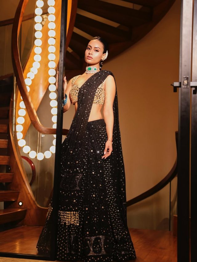 કાળા લહેંગામાં જોવા મળ્યો ન્યાસા દેવગનનો કિલર લુક, કાજોલ ની દીકરી ની તસવીરો થઇ વાયરલ