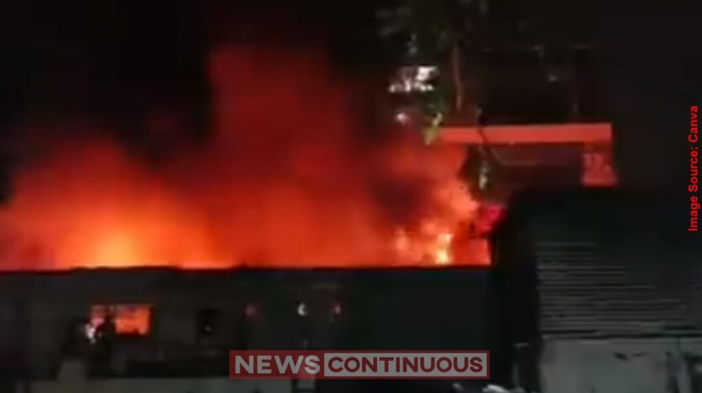 Dahisar દહિસરના અશોકવનમાં વાહનોમાં ભીષણ આગ અનેક ટુ-વ્હીલરો બળીને ખાખ