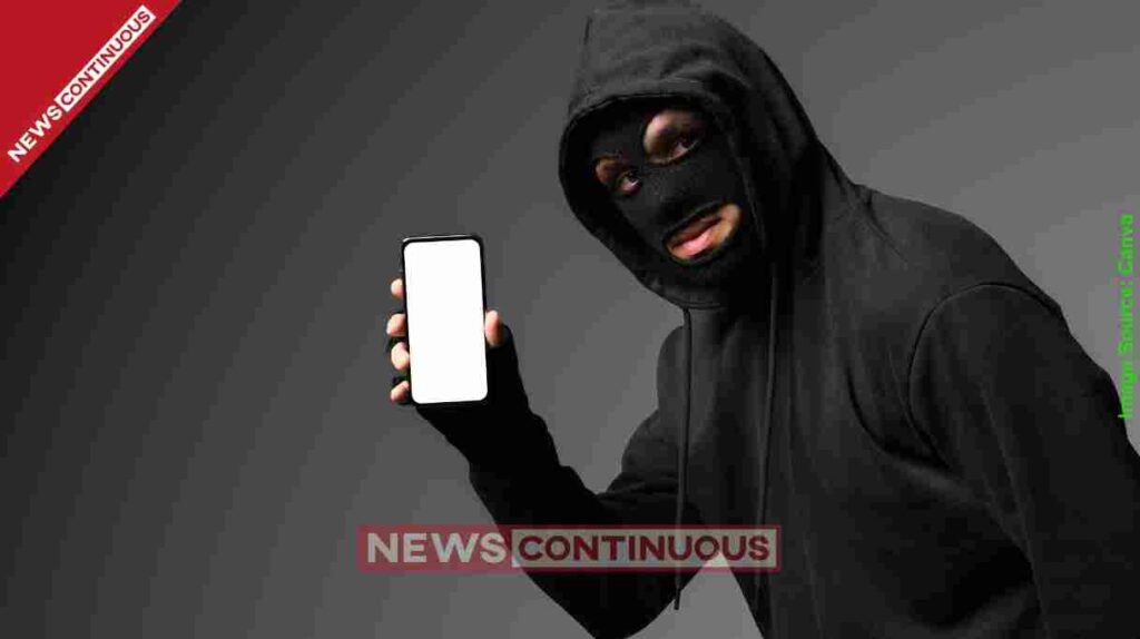 Retired bank official in Mumbai cheated of ₹2.47 lakh over fake gas bill update; Scammers use APK file to hack phone.