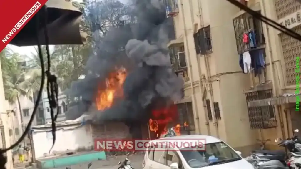 Major Fire Breaks Out in Andheri Pump House; Security Cabin and Vehicles Gutted.