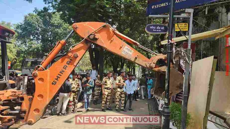 Pune Bulldozer Action પુણેમાં મ્યુનિસિપલ કોર્પોરેશનનું મોટું ઓપરેશન