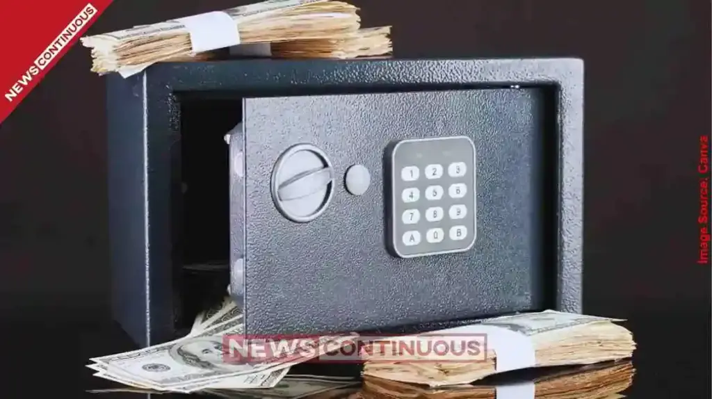 Tijori Vastu Tips Is it Right to Keep God’s Photos Near Your Safe Know the Correct Rules to Attract Wealth