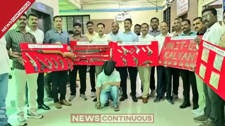 Dombivli Crime Branch Raid: 3 Pistols, 7 Country-made Guns and Counterfeit Currency Seized