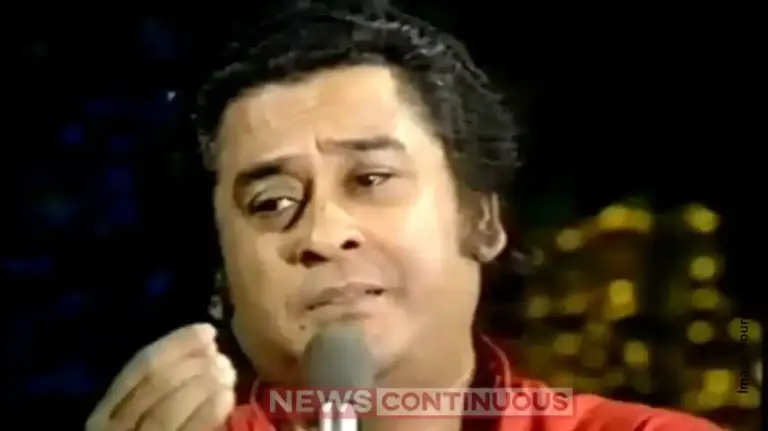 Kishore Kumar’s 43-Year-Old Classic 'Neele Neele Ambar Par' Still Rules Hearts; A Look Back at the Timeless Song