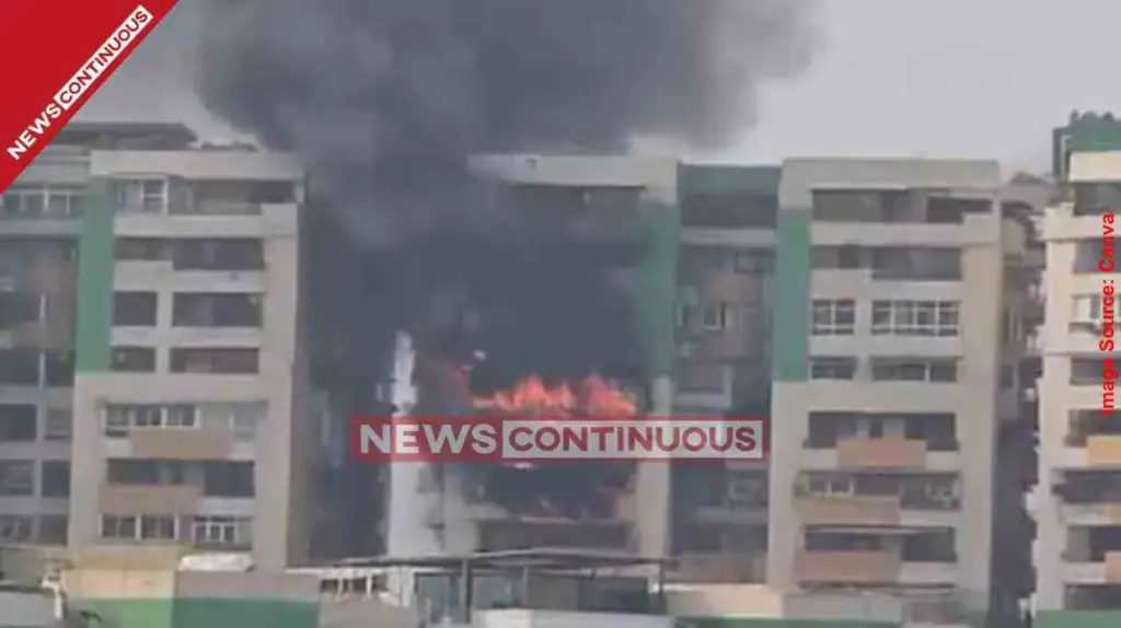 Ghaziabad। ગાઝિયાબાદની પોશ સોસાયટીમાં ભીષણ આગ 9માથી 13મા માળ સુધી ફેલાઈ આગની જ્વાળાઓ, મચી અફરાતફરી