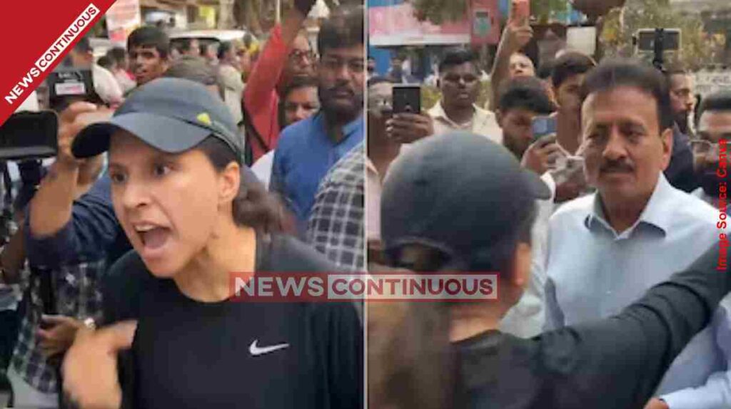 Mumbai। મંત્રી ગિરીશ મહાજન સામે મહિલાનો આક્રોશ ટ્રાફિક જામ મુદ્દે પોલીસ અને તંત્રની પોલ ખોલી