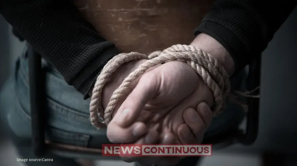 Sion Koliwada। સાયન કોળીવાડામાં ખાનગી કંપનીના કર્મચારીનું અપહરણ કરી ૩૨.૫૪ લાખની લૂંટ, પોલીસના સ્વાંગમાં આવ્યા હતા આરોપીઓ