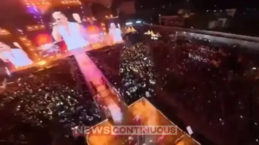 Yo Yo Honey Singh's Mumbai Concert: Case filed over illegal laser lights near airport zone; crowd exceeds expectations.