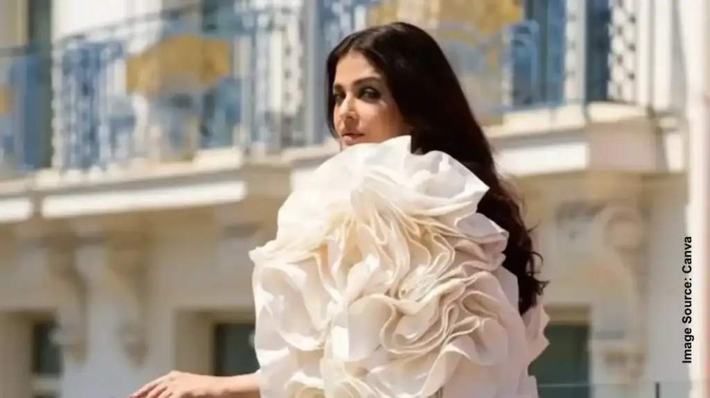 Aishwarya Rai Net Worth| ઐશ્વર્યા રાય બચ્ચનનો અસલી પાવર! કમાણી મામલે આલિયાદીપિકા તો શું, પતિ અભિષેક બચ્ચનને પણ પછાડ્યો; જાણો કેટલી છે કુલ નેટવર્થ