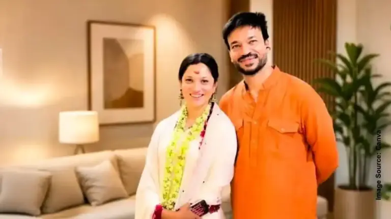 Ankita Lokhande Gau Seva। ગ્લેમર લાઈફ છોડી ગૌસેવામાં લીન થઈ અંકિતા લોખંડે! બિઝનેસમેન પતિ સાથે આશ્રમમાં ઉપાડ્યું ગાયનું છાણ, વિડિયો વાયરલ