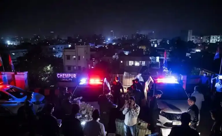 Chembur Property Fraud| મુંબઈના ચેમ્બુરમાં મોટું કૌભાંડ ભાજપના નેતા સાથે કનેક્શન હોવાનો દાવો કરી કોન્ટ્રાક્ટર સાથે  ૧૧.૨૦ લાખની છેતરપિંડી