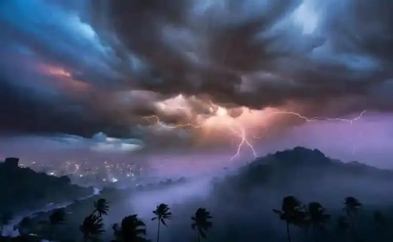 Heavy Rain Alert Maharashtra।મહારાષ્ટ્રમાં વરસાદી માહોલ! આગામી ૩ દિવસ મેઘગર્જના સાથે તૂટી પડશે વરસાદ, આ જિલ્લાઓ માટે ખાસ સૂચના