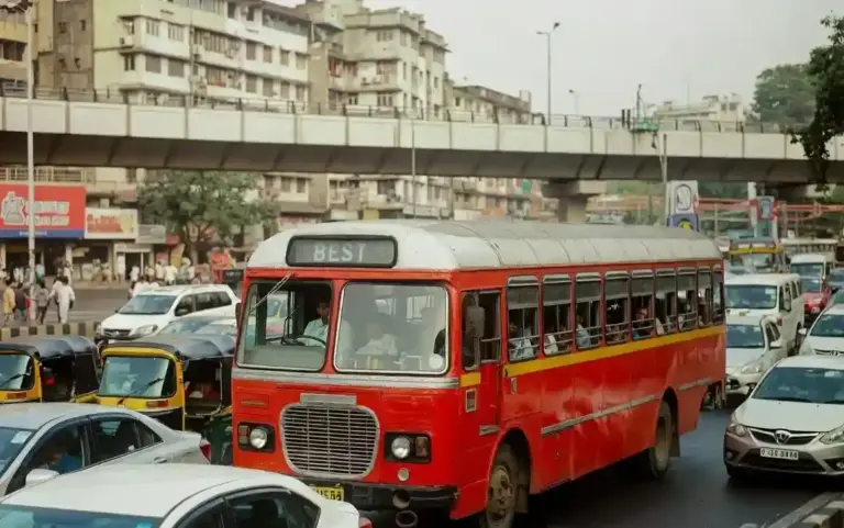 Mumbai BEST Bus Diversion। દાદર ટ્રાફિક જામ નિવારવા બેસ્ટ બસના રૂટ બદલાયા, મુસાફરો માટે નવી એડવાઇઝરી જાહેર