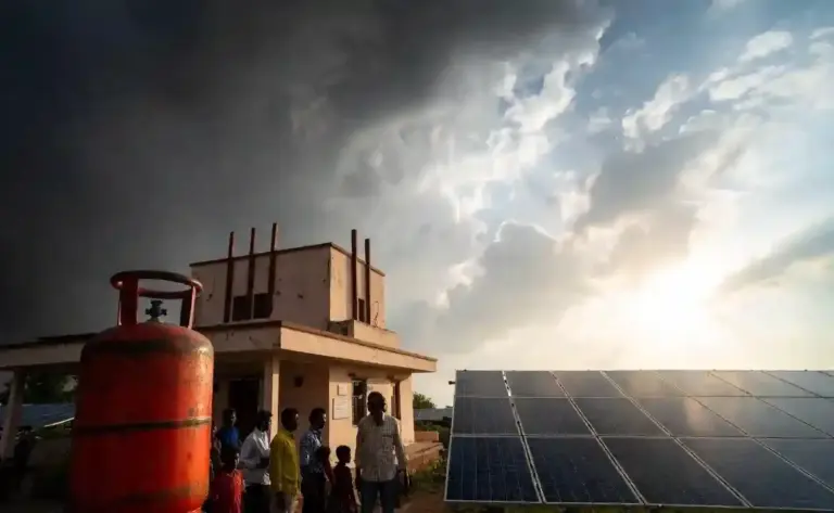 June 1 Rule Changes 2026। જૂનની પહેલી તારીખે જનતાને ઝટકો કે રાહત? ગેસ સિલિન્ડરથી લઈ બેંક સુધી આ નિયમો બદલાશે