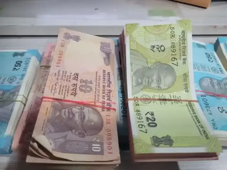Banking News સાવધાન! શું ૧ જુલાઈથી બંધ થઈ જશે ૨૦૦૫ પહેલાંની ચલણી નોટો? કેન્દ્ર સરકારે આપ્યો આ જવાબ