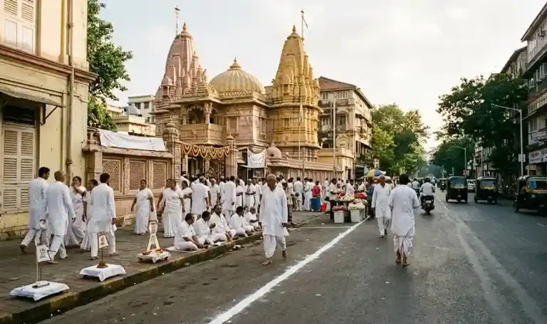 Jain Community White Line Controversy Mumbai  મુંબઈમાં વિવાદ જૈન ધર્મગુરુના આગમન માટે રસ્તા પર દોરાઈ સફેદ પટ્ટીઓ