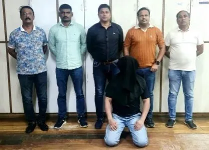 Mumbai Ivory Smuggling Goregaon Arrest  મુંબઈમાં વન્યજીવ તસ્કરીનો પર્દાફાશ ગોરેગાંવમાં ₹૧૫ લાખની હાથીદાંતની દુર્લભ મૂર્તિ વેચવા આવેલો તસ્કર ઝડપાયો