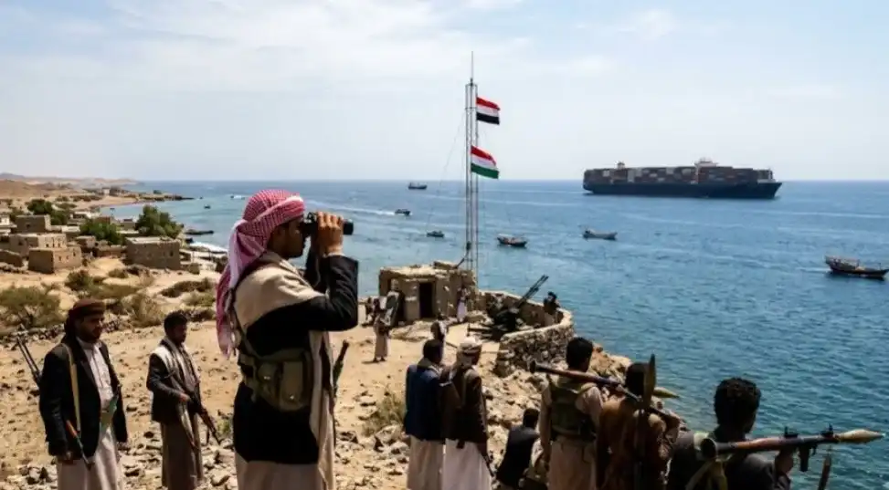 Red Sea tensions લાલ સમુદ્ર (Red Sea) માં વધતો જતો તણાવ હુતી વિદ્રોહીઓએ ઇઝરાયલી જહાજો પર સંપૂર્ણ પ્રતિબંધ લાદ્યો, મિસાઈલ હુમલાનો પણ દાવો