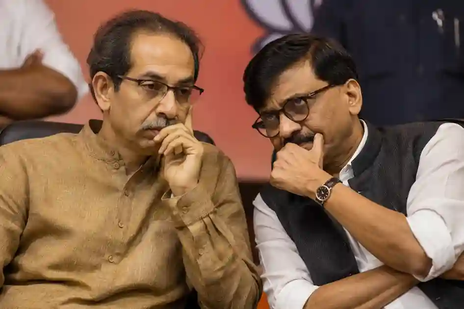 Shiv Sena (UBT) Split  UBT શિવસેનામાં મોટો બળવો! માત્ર એક નિવેદનથી નારાજ 6 સાંસદોએ કરી બગાવત; કેન્દ્રીય મંત્રીનો સનસનીખેજ દાવો.