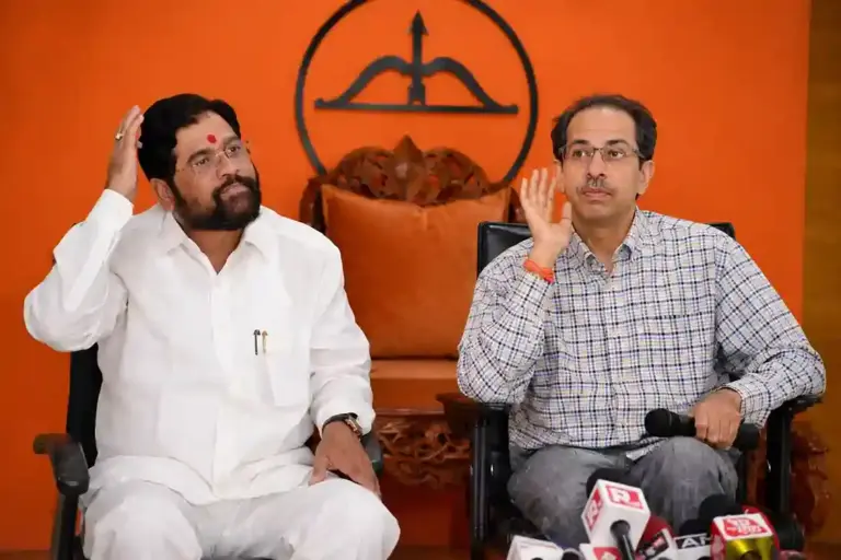 Shiv Sena UBT Turmoil  મહારાષ્ટ્રમાં મોટો રાજકીય ખેલ? માતોશ્રી પરની બેઠકમાં ૯ માંથી ૫ સાંસદો ગેરહાજર; 'ઓપરેશન ટાઈગર'ની અટકળો તેજ..