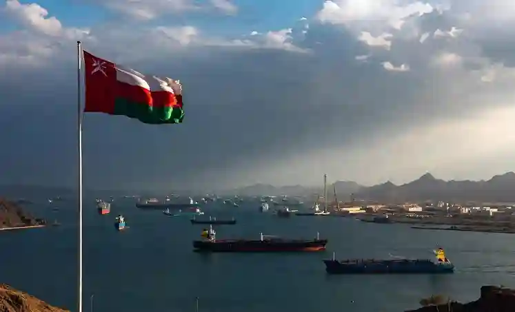 Strait of Hormuz  સમુદ્રી જહાજો માટે નવો કાયદો! હોર્મુઝ સ્ટ્રેટમાંથી પસાર થવા માટે ઓમાનને ચૂકવવો પડશે ટેક્સ; જાણો ભારત પર શું થશે અસર
