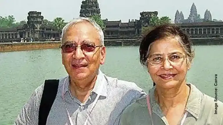 Suhasini Mulay Love Story ૬૦ વર્ષની ઉંમરે કઈ રીતે શરૂ થઈ સુહાસિની મુલેની ફિલ્મી લવ સ્ટોરી? જાણો ફેસબુકથી લગ્ન મંડપ સુધીની રસપ્રદ સફર